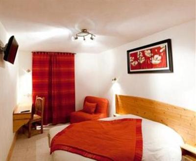 фото отеля Hotel Restaurant Les Alpins
