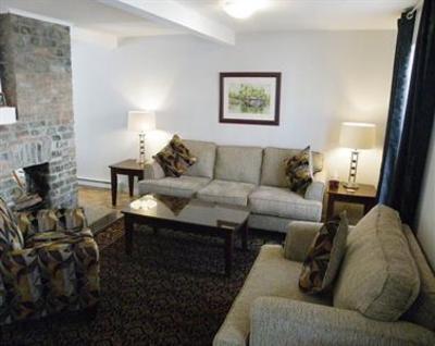 фото отеля Long's Hill Suites