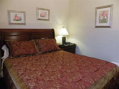 фото отеля Long's Hill Suites
