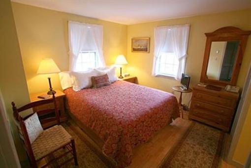 фото отеля Seven Sea Street Inn