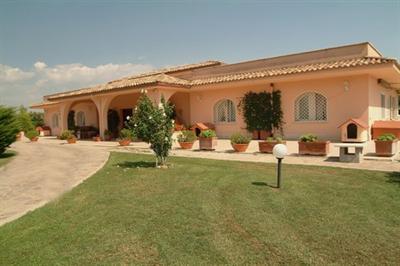 фото отеля Birdland B&B