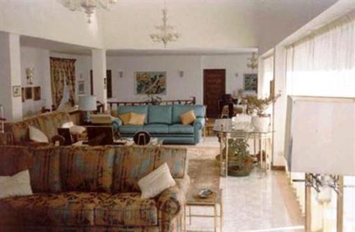 фото отеля Birdland B&B
