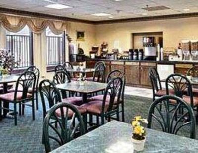 фото отеля Ramada Limited Port Savannah/Port Wentworth