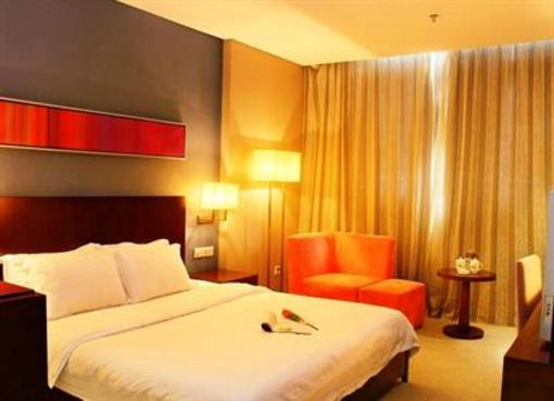 фото отеля Yangjiang Mingdian Business Hotel