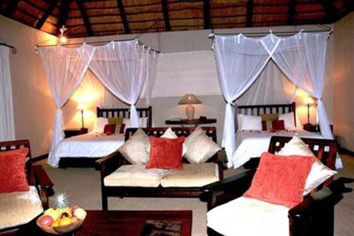 фото отеля Inyati Game Lodge