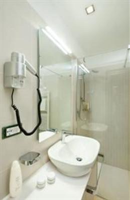 фото отеля Seven Park Hotel