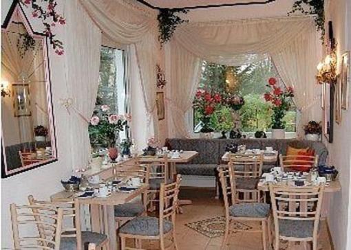 фото отеля Stadt-gut Hotel Neuhofer am Sudpark