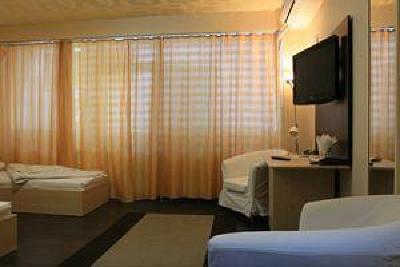 фото отеля Charter Airport Hotel Bucharest