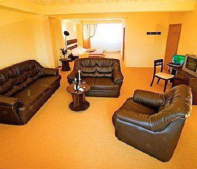 фото отеля Charter Airport Hotel Bucharest
