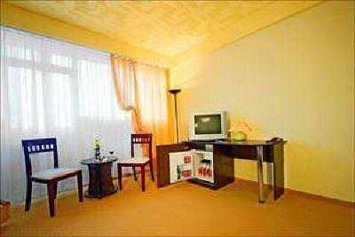 фото отеля Charter Airport Hotel Bucharest