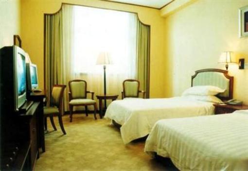 фото отеля Lijiang Business Hotel Wuhan