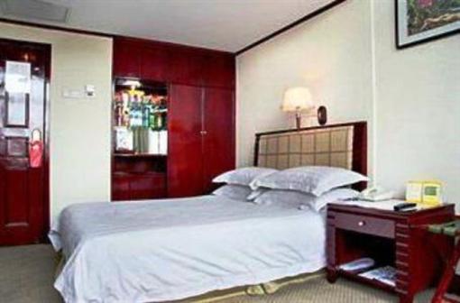 фото отеля Lijiang Business Hotel Wuhan