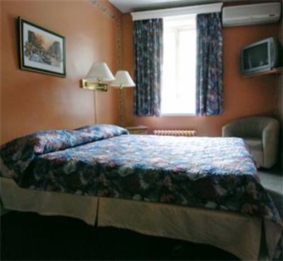 фото отеля Hotel Manoir Charest