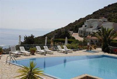 фото отеля Adrakos Apartments
