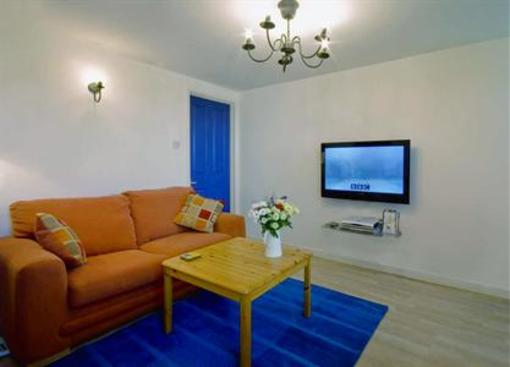 фото отеля La Pointe Farm Apartments