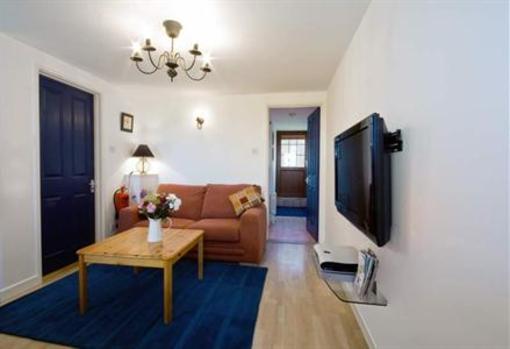 фото отеля La Pointe Farm Apartments