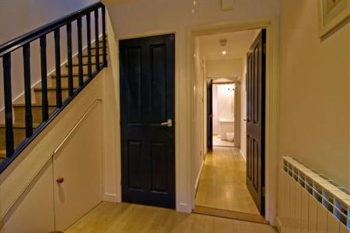 фото отеля La Pointe Farm Apartments