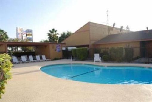 фото отеля BEST WESTERN Big Country Inn