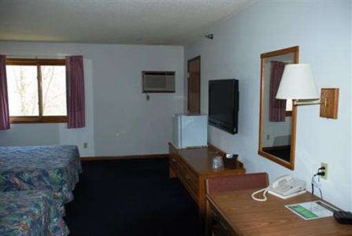 фото отеля Americas Best Inns Warroad