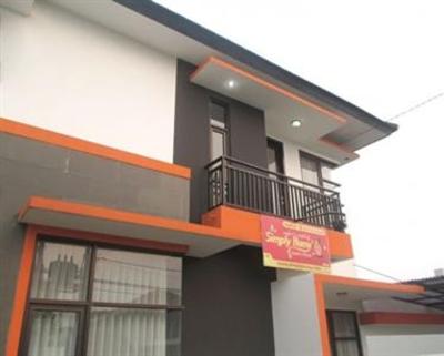 фото отеля Simply Homy Guest House Sariwangi