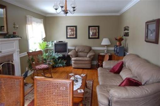 фото отеля Eagle's Landing B&B