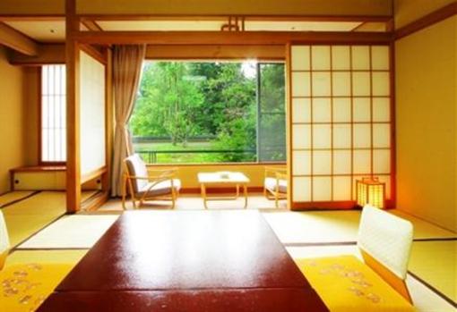 фото отеля Tateshina Grand Hotel Takinoyu