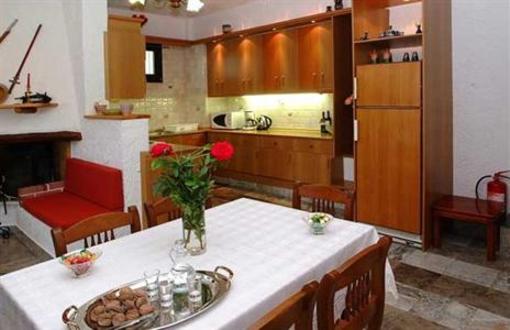 фото отеля Stratos Villas