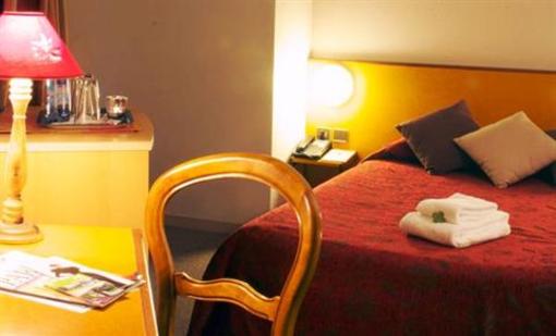 фото отеля Hotel La Nonette Orry-la-Ville