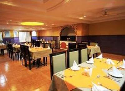 фото отеля Anand Mahal Hotel