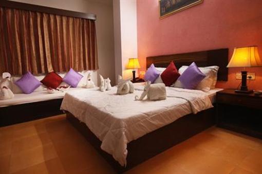 фото отеля Anand Mahal Hotel