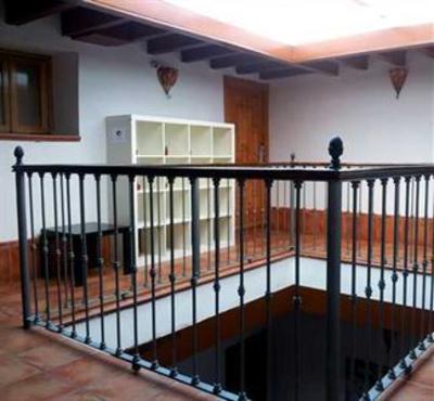 фото отеля Backpackers Sevilla Center