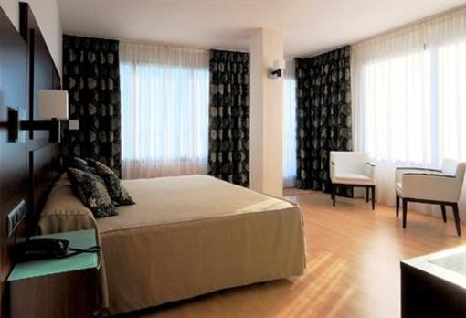 фото отеля Hotel Conquista de Granada
