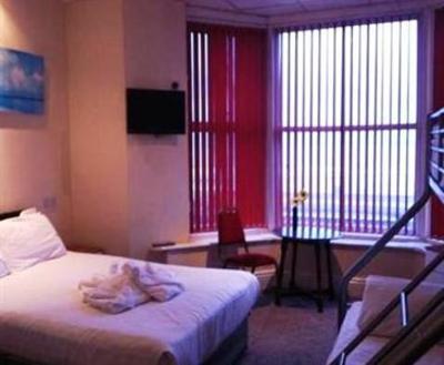 фото отеля New Royal Windsor Hotel