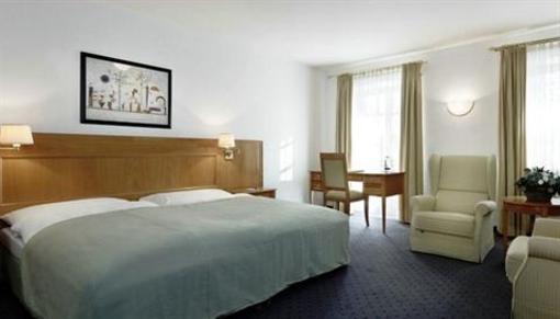 фото отеля Golf And Country Club Hotel Waakirchen