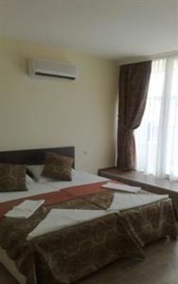 фото отеля Romeo Beach Hotel