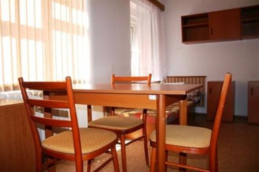 фото отеля Dizzy Daisy Hostel Praha