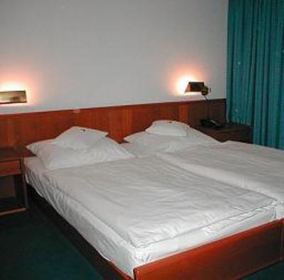 фото отеля Hotel Zur Flora