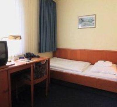 фото отеля Hotel Zur Flora