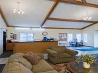 Lone Tree Inn
