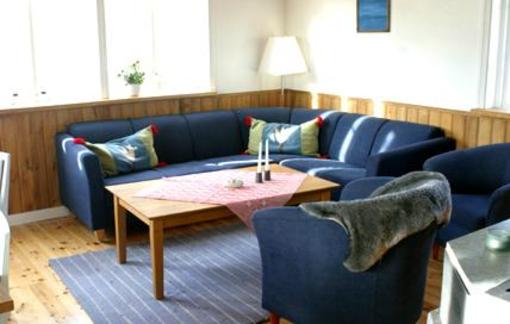 фото отеля Bondestugan Norrbys Larbro Cottages