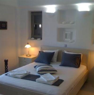 фото отеля Naoussa Hills Boutique Resort