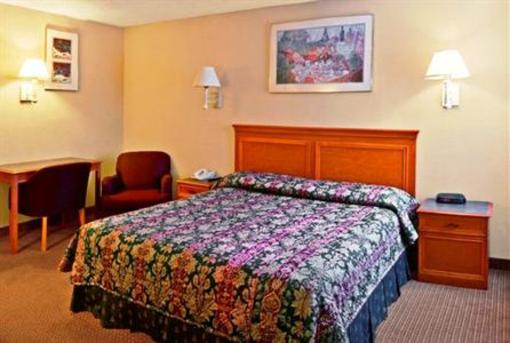 фото отеля Americas Best Value Inn Hesston