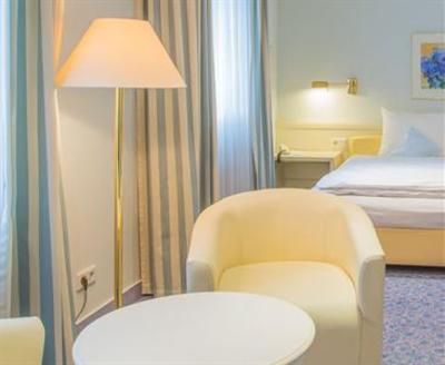 фото отеля Hotel Post Aschaffenburg