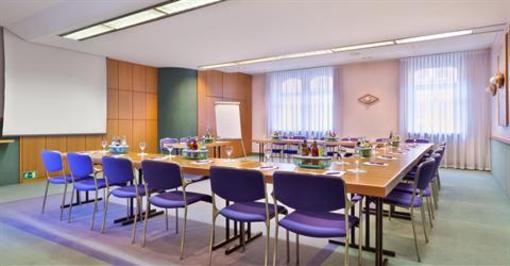 фото отеля Hotel Post Aschaffenburg