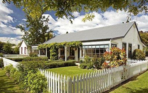 фото отеля Settlers Cottage Motel
