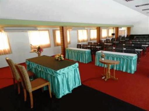 фото отеля Ravadee Hotel