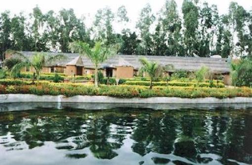 фото отеля Kanchan Kesari Village