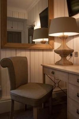 фото отеля Queens Head Inn & Restaurant