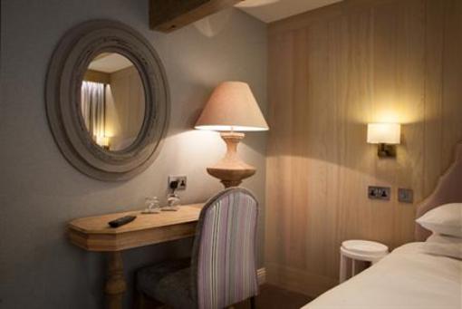 фото отеля Queens Head Inn & Restaurant
