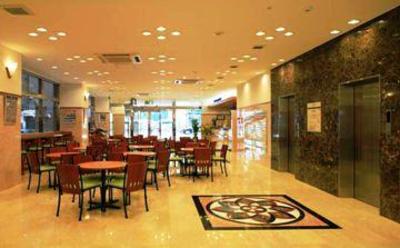 фото отеля Toyoko Inn Yodoyabashi-eki Mimai